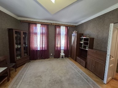 Оренда 2 кім. Вул. Ярослава Мудрого, (Цирк)