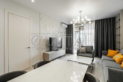 2- кімнатна квартира з дизайнерським ремонтом Atlantic Residences