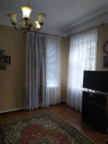 Частина будинку в районі Березового скверу (центр)