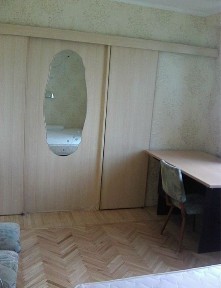 Київ, Дніпровський, Ентузіастів 7