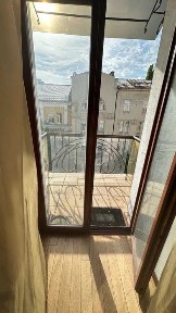 Двоповерхова квартира (без комісіі ) Хрещатик. 2хв від м. Театральна