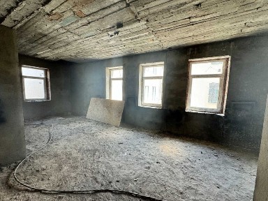 Центр приміщення 1389 кв. м. ТОП місце ціна 4500 у.е. /міс