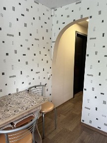 Центр города Площадь (танк) 1 комнатная квартира с современным ремонтом