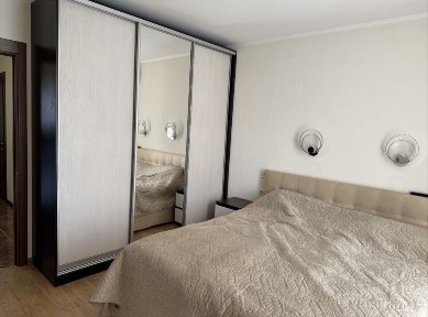 Київська область, Вишневе