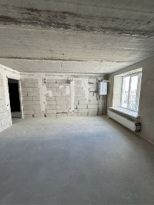 Продаж великої двокімнатної квартири по вул. Незалежності, 21
