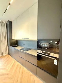 Киев, 182-я Садовая ул.