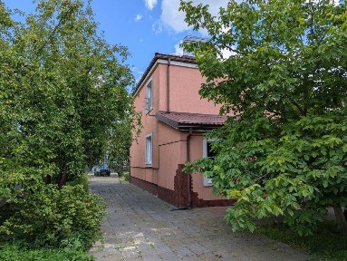 Будинок 20 км від Рівного в Зорі