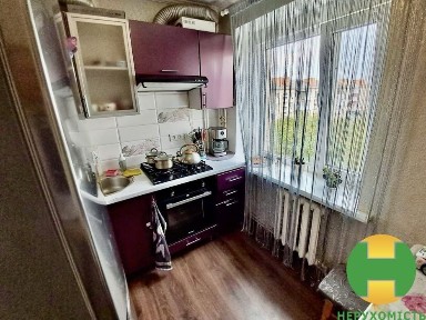 Продається 3-кімнатна квартира. Чортків