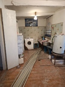 Продається частина будинку біля ринку