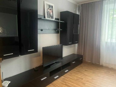 Посуточно сдам 2-шку Черноморск