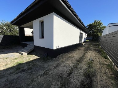 Продаж будинку у Вересневому з газом