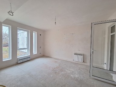 1 кімнатна 50,3 м у центрі с. Щасливе 8 км від Києва