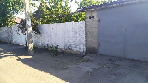 Будинок в центрі Петропавлівка.