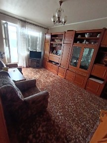 Продам 2-х комн. квартиру в районе ЮГОКа ( возле 11 боль