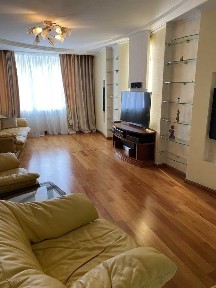 вул. В'ячеслава Чорновола 20 • ID 33561537