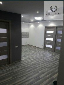 Продаж 2 кім. квартири по вул Сахарова