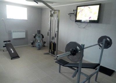 Здам в оренду напівпідвал Вул. Крайна 1