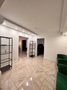 Київ, Голосіївський, Ломоносова 36