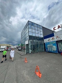 Київ, Оболонський, вулиця Героїв Дніпра 43д