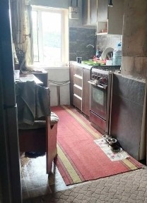 Продається частина будинку з земельною ділянкою на Браїлках