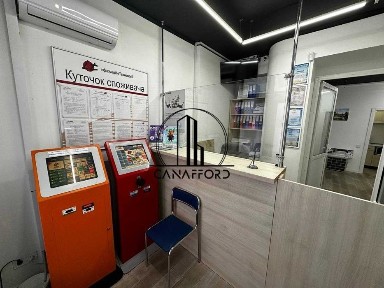 Київ, Деснянський, вулиця Вікентія Беретті 4