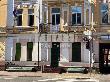 Продаж фасадного приміщення, вул. Велика Житомирська, Центр