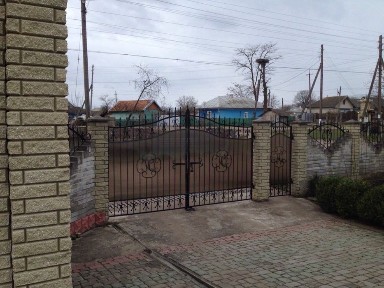 Продам цегляний будинок в Івано-Франківській області