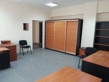 Оренда Офіса в Будівлі зведеній на місці Ф-ки Німецьких Кубових Ситців