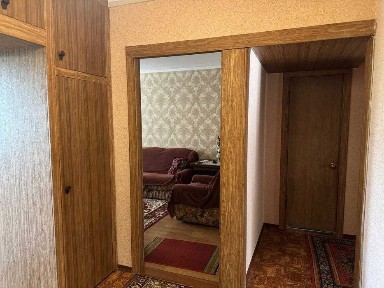 Продаж 3-кімнатної квартири центр з меблями та технікою