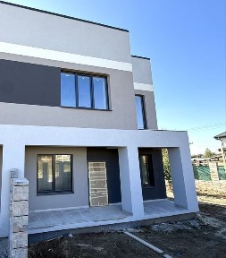 Продаж котеджу в «Family Yard»