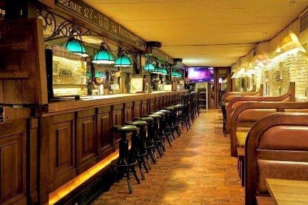 Київ, Шевченківський, Костянтинівська 37