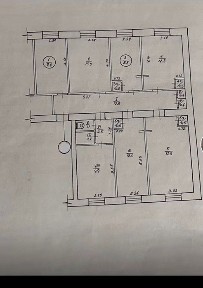 Продам квартиру в центрі міста