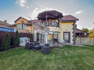 Киевская обл., Киево-Святошинский район, с. Петропавловская Борщаговка, Макарівська вулиця