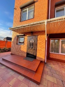 Продаж таунхауса в нагірній частині по вул. Переяславська