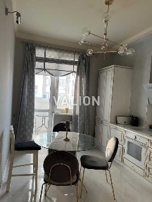 Продаж 3 кім. кв. вул. Червоноткацька, 43 (Черчілля) без комісіі.