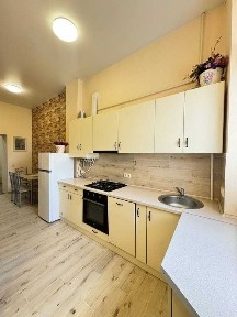 Затишна 2-х кімнатна квартира в самому центрі Мукачева