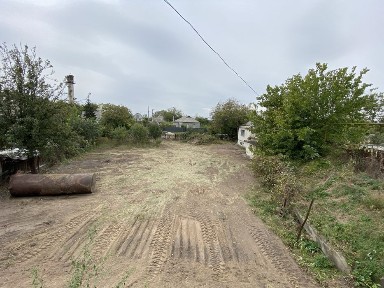 Продам будинок з земельною ділянкою