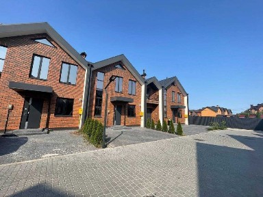 Продаж таунхауса