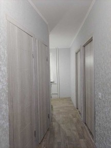 2к. квартира, Центр, цегла, 2/5, свіжий ремонт !