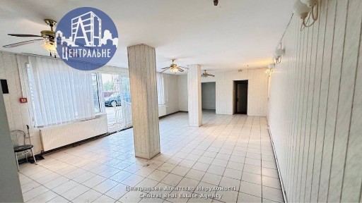 Комерційне приміщення у Ленківцях (10 хв до Чернівців)