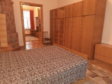 3-кімн., ЦЕНТР (Кобилянська)