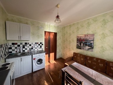 Київ, Подільський, вулиця Сергія Данченка 3