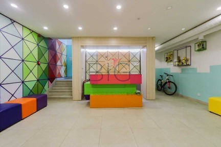 Приміщення вільного призначення з ремонтом за вул. Довга, 400 м2