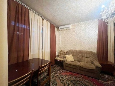 2к кв м. Армейская 1 мин. Все остается- мебель+техника!