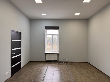 Оренда тихого офіса у центрі. Гоголя, Шевченко. Житловий фонд, парковк