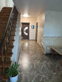 Продаж простoрого будинку в районі БаБ КП