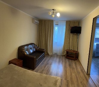 Здам 1 км. кв в центрі міста. По мімячно, довгостр. Жд. Авто вокзали.