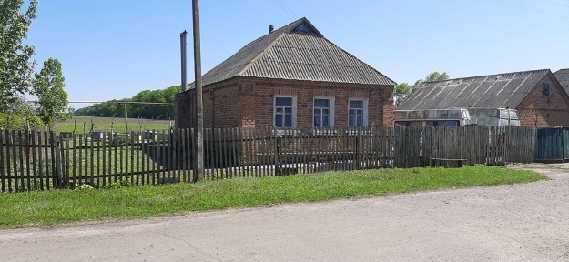 Продається будинок в селі Перехрестівка