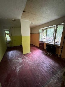 Фасад, 1 поверх, Дніпровська, 4