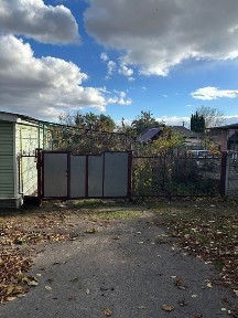 Продаж приватного будинку